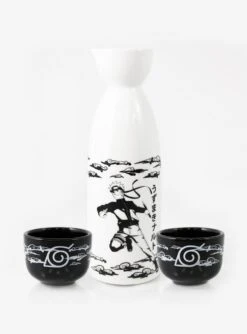 Naruto Shippuden Black & White Sake Set